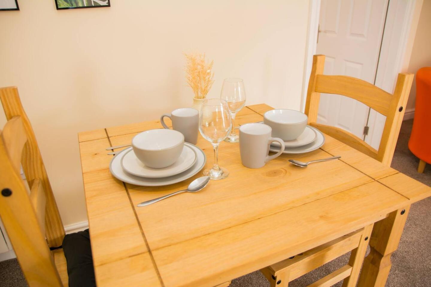 Appartement Orange Lilly In Stroud With Free Parking Extérieur photo