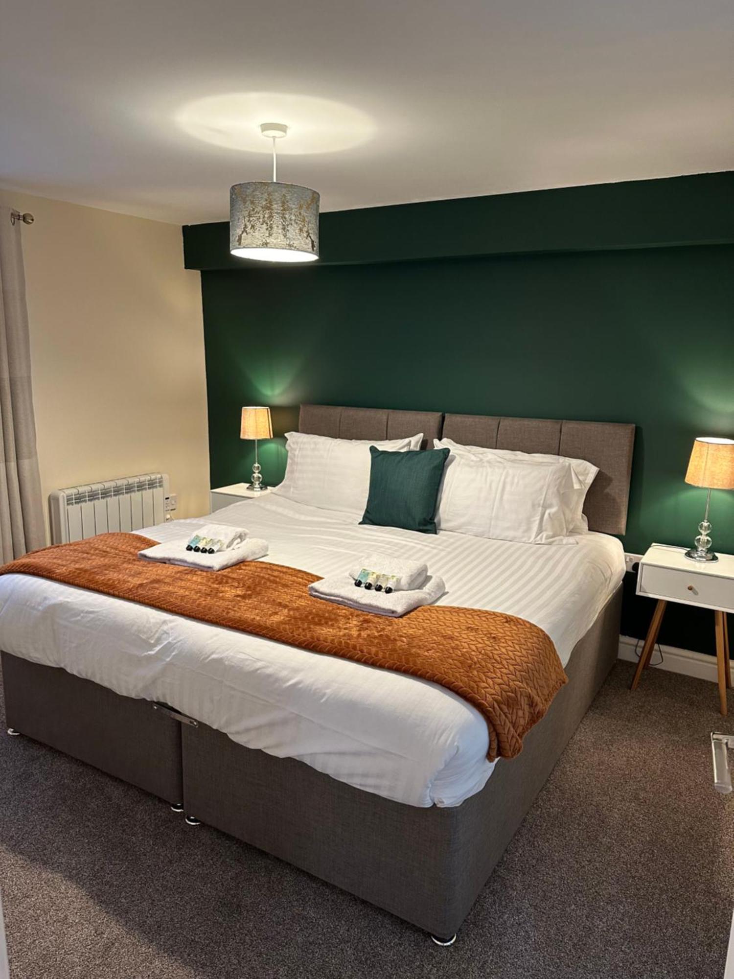 Appartement Orange Lilly In Stroud With Free Parking Extérieur photo